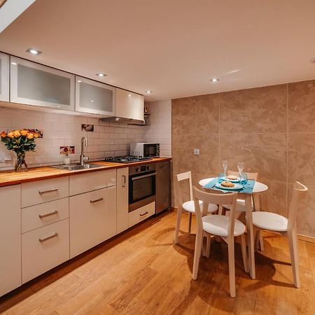 Alpari Apartments Krakow Ngoại thất bức ảnh