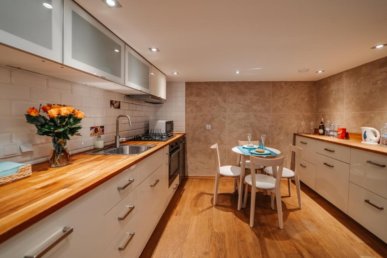 Alpari Apartments Krakow Ngoại thất bức ảnh
